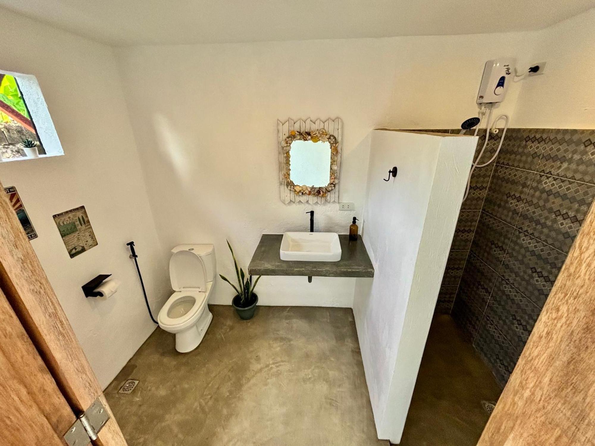 Araw Homestay - Boutique Comfort General Luna  Exterior foto